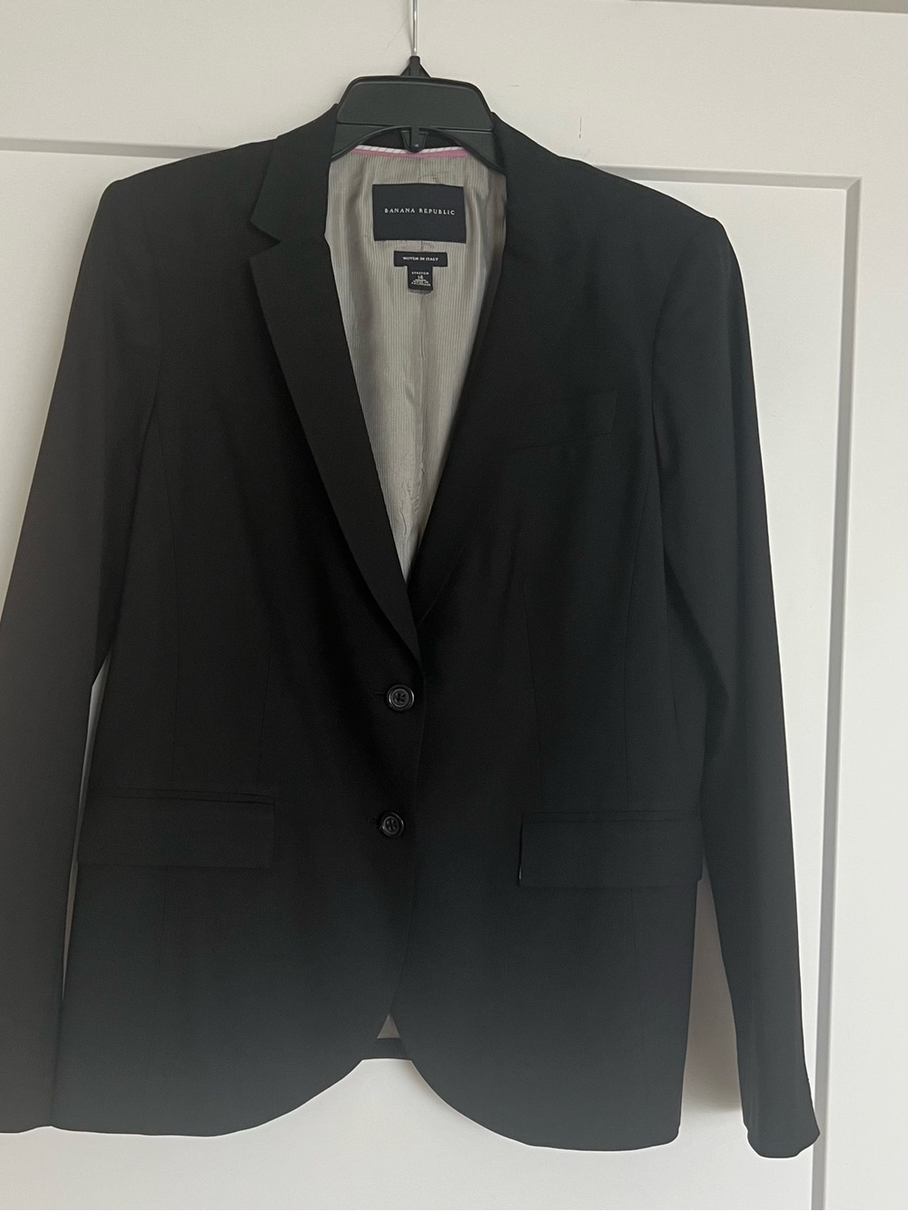 Banana Republic Black Women's Wool
Blazer with a Hint of Stretch, Size 14